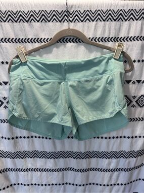 Lululemon Athletica hotty hot running  shorts women’s size 6 lulu lulus